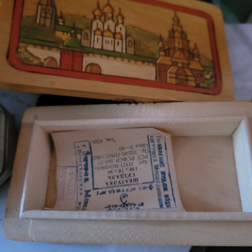 Collectable boxes - Picture 3 of 3